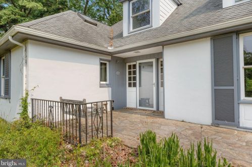 123 Bullock Rd, Chadds Ford, PA 19317-9742