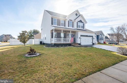 11 Gusty Ct, Charles Town WV  25414-3918 exterior