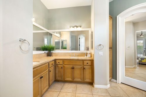 81450 Moonstone Ct, La Quinta CA  92253-8244 exterior