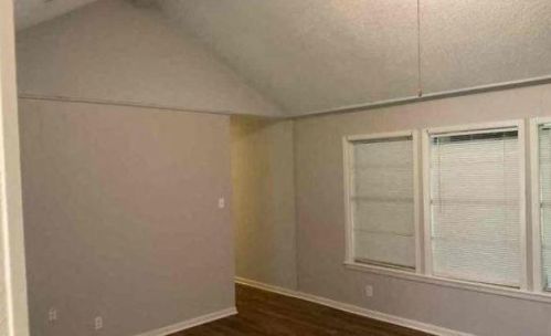 18061 Whispering Pines Dr, Conroe TX  77302-5657 exterior