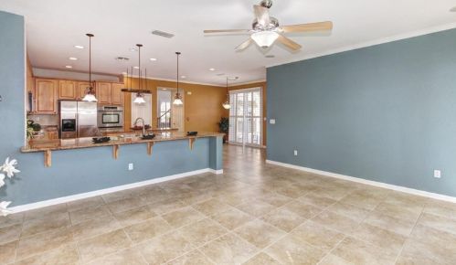 5616 Mingee Way, Elk Grove CA  95757-1647 exterior