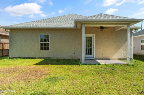 1221 26th St, Lynn Haven FL  32444-5341 exterior