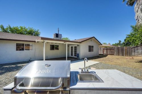 6351 Eldon Ave, Loomis CA  95650-8803 exterior