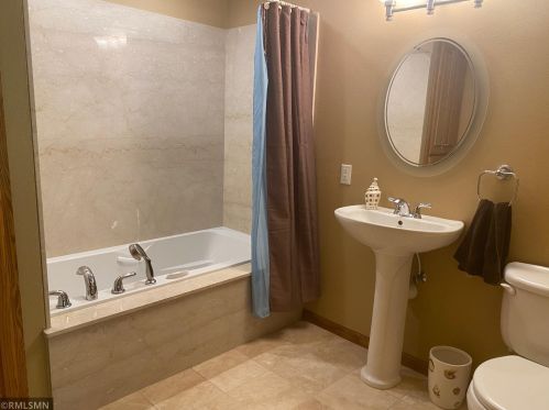 518 Brook Ln, Saint Cloud MN  56301-9605 exterior