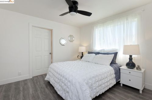 950 39 St, Oakland CA 94608-3899 exterior