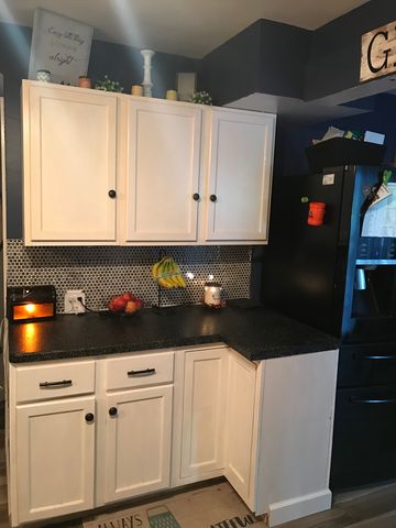 668 Market St, Sugar Grove Lake, OH 44833-1827