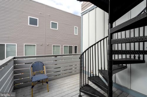 970-74 Leithgow St, Philadelphia PA  19123-1440 exterior