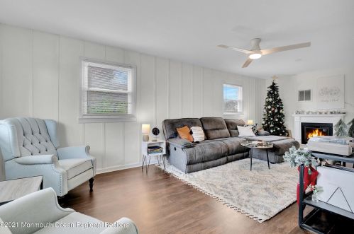 97 Ocean Ave, Middletown NJ  07748-5651 exterior