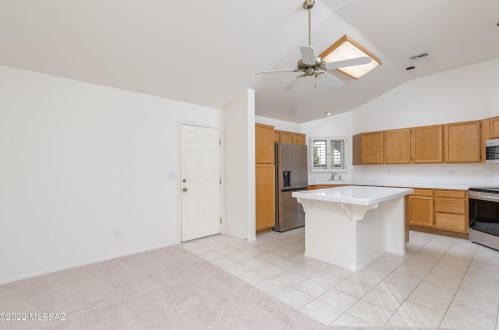 10830 Eagle Eye Pl, Tucson AZ 85737-9073 exterior