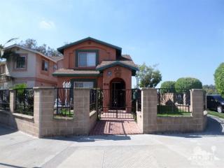 3914 115 St, Hawthorne CA  90250-1041 exterior