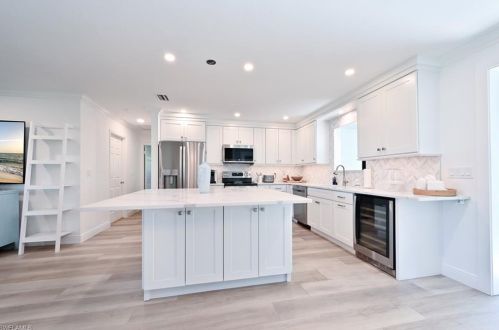 2640 12th St, Naples FL  34103-4522 exterior