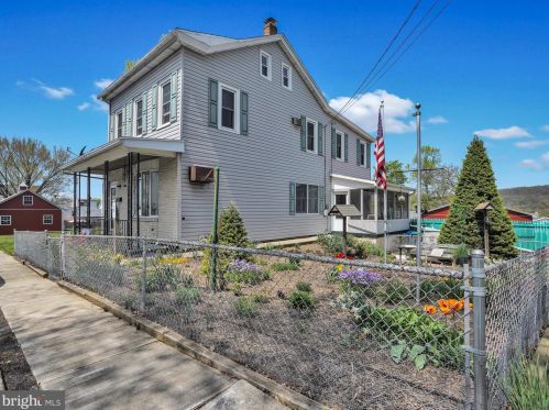 629 Leonard St, Schuylkill Haven, PA 17972-1306