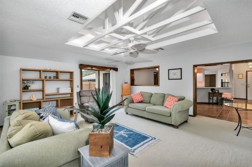 205 Lucerne Dr, De Bary FL  32713-3015 exterior