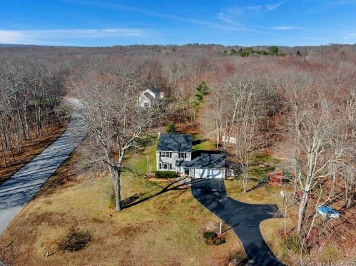 40 Carli Blvd, Colchester CT  06415-1867 exterior