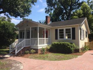 1118 Nira St, Jacksonville, FL 32207-8527