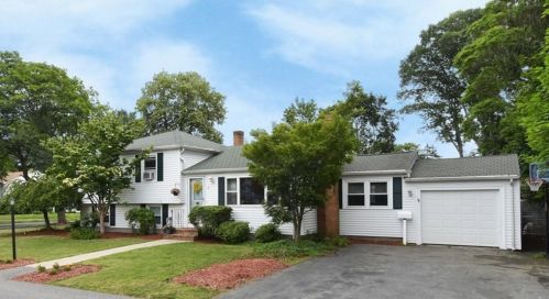 9 Chapel Rd, Danvers, MA 01923-2407