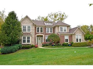 2636 Stonehaven Dr, Cincinnati, OH 45245-3135