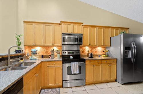 5083 Willow Pond Rd, West Palm Beach FL  33417-8135 exterior