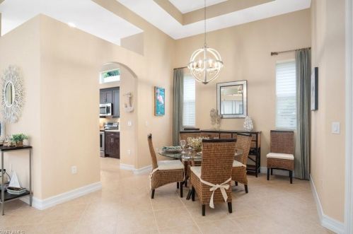 6501 Caldecott Dr, Naples FL  34113-3196 exterior