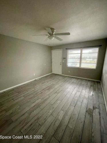 195 Towne Pl, Titusville FL  32796-3045 exterior