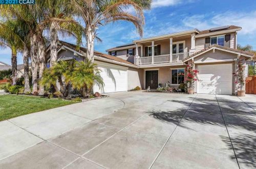 328 Myrtle Ln, Oakley, CA 94561-1890