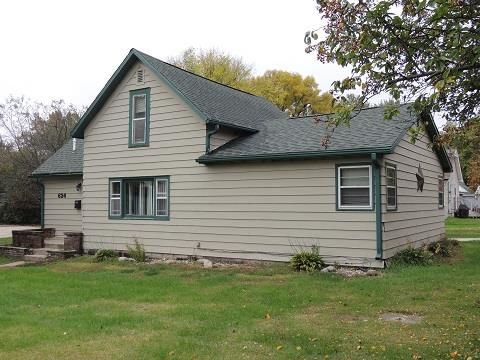 624 6th St, Piper, IA 50579-1324
