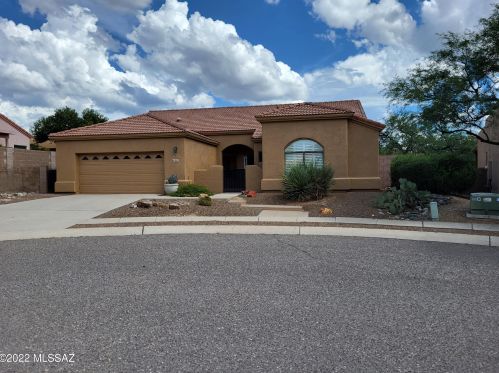 961 Kinghet Pl, Tucson, AZ 85748-7007
