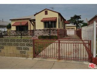 855 106th St, Los Angeles, CA 90044-4437