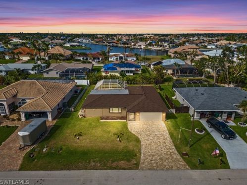 4418 19th Pl, Cape Coral, FL 33904-6039