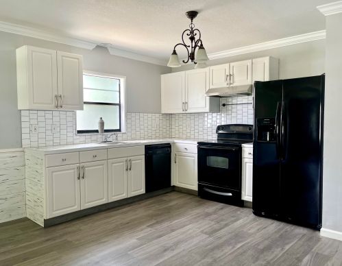 1811 Melaleuca Dr, Fort Pierce FL  34949-3415 exterior