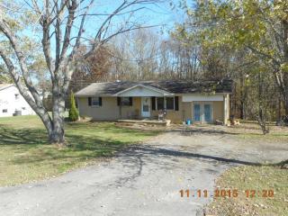 1543 Oak Grove Rd, Goodspring, TN 38460-5344