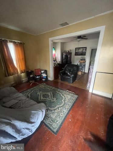 4314 Bowen Rd, Washington, DC 20019-5612