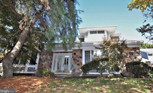 1 Crabapple Ct, Princeton NJ  08540-9419 exterior