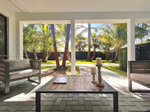 1201 3 Ave, Boca Raton FL  33432-2653 exterior