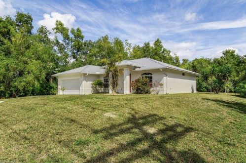 8670 Stringfellow Rd, Saint James City, FL 33956-3001