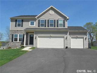 5854 Strawmount Trl, Chittenango, NY 13037-4002