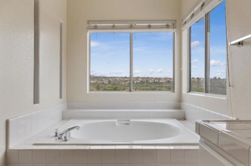 5166 Via Malaguena, Oceanside CA  92057-2636 exterior