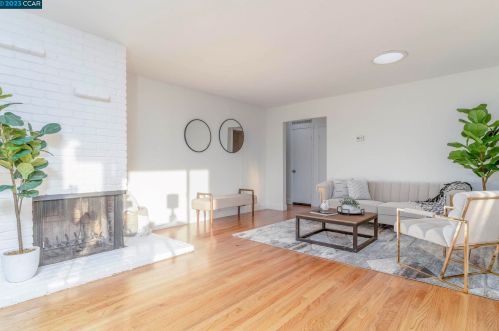 335 Leroy Ave, Pinole, CA 94564-1912