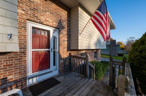 55 Dimmock Rd, Waterford, CT 06385-3804
