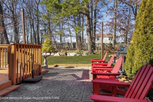 1078 Lizzies Ct, Bricktown NJ  08724-7172 exterior