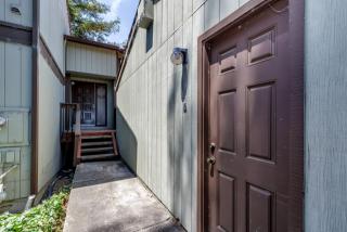 23059 Avis Ln, Hayward, CA 94541-4432