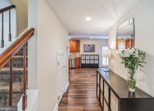 437 Holly Ln, Miquon, PA 19444-2217