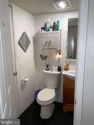 245 Franklin St, Trenton NJ 08610-6119 exterior