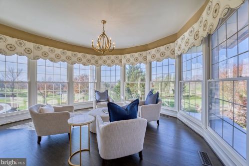 40280 Spectacular Bid Pl, Leesburg VA  20176-7173 exterior