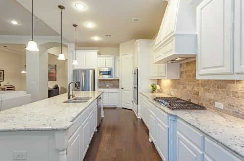 954 Beverly Ln, Allen TX  75013-5717 exterior