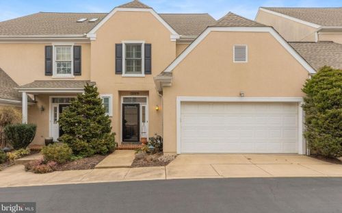 2009 Grant Ave, Wilmington, DE 19806-2225