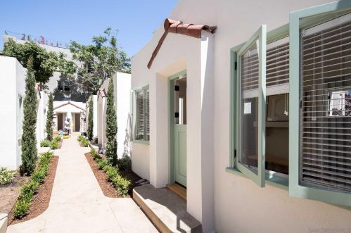 1525-1537 Union St, San Diego, CA 92101-2924