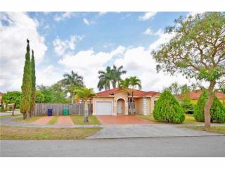 5682 163rd Ct, Miami, FL 33193-5644