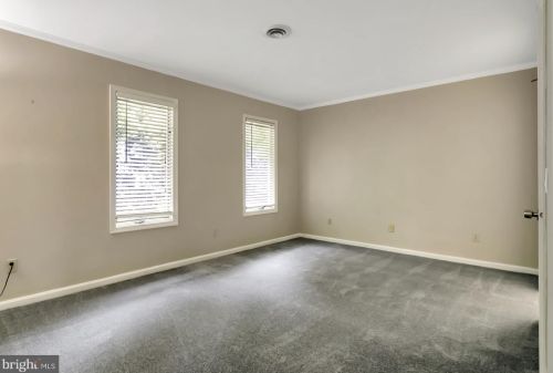 4753 Weatherhill Dr, Wilmington DE  19808-1939 exterior