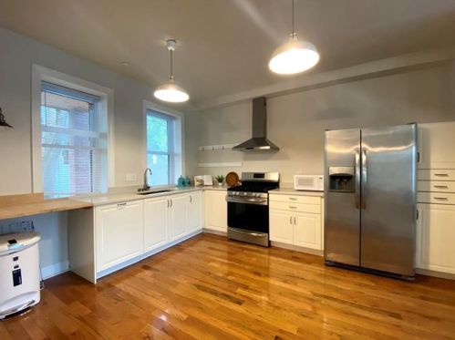 333 Downing St, Pittsburgh, PA 15219-3737